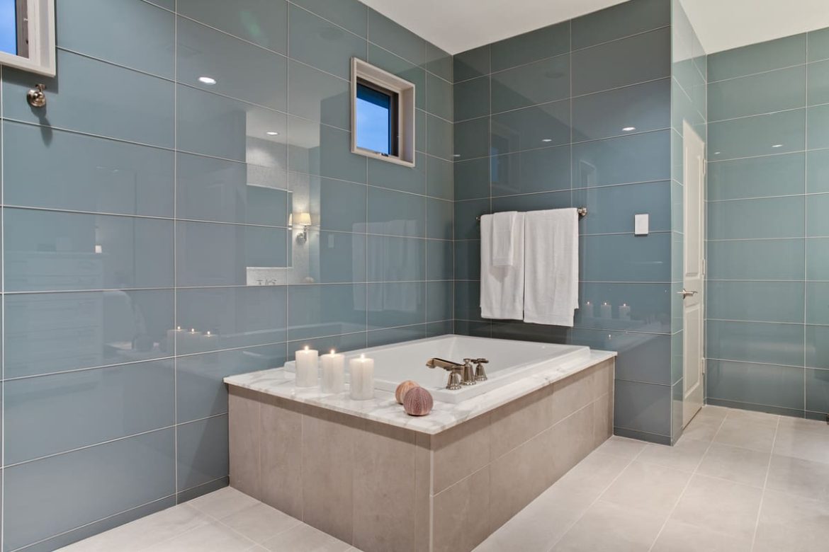 Large Bathroom Wall Tiles, Installation and Design Ideas