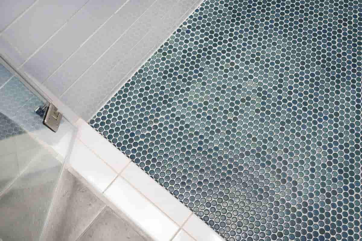  Buy and the Price of All Kinds of Penny Bathroom Tile 