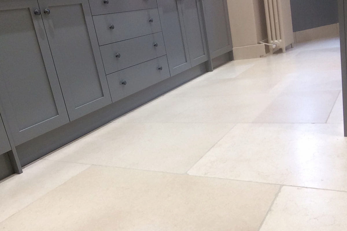  white travertine tile flooring price 