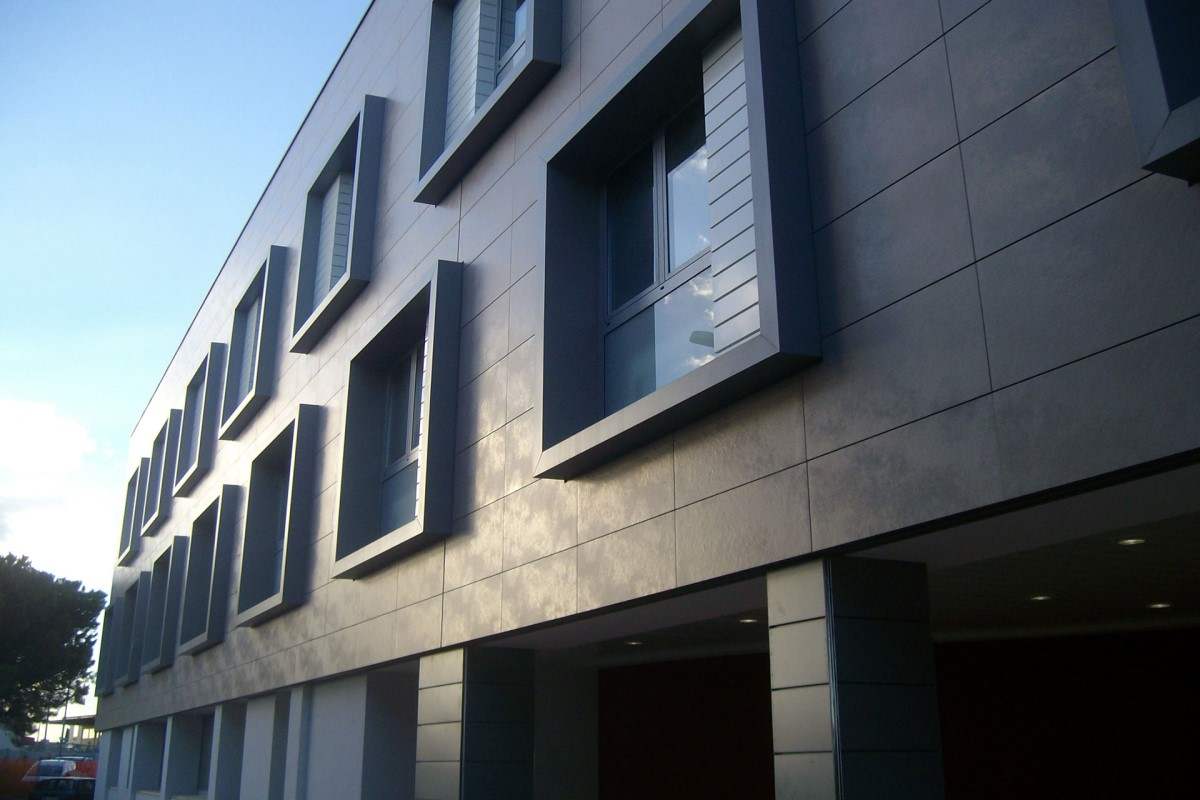  Porcelain tile ventilated façade 